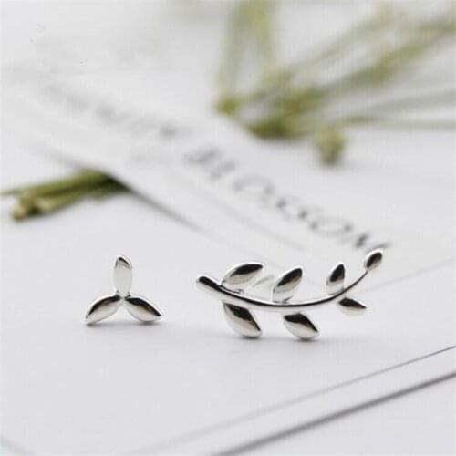 New Simple Leaves 925 Sterling Silver Jewelry Asymmetrical Leaves Personality Exquisite Plant Popular Stud Earrings SE738