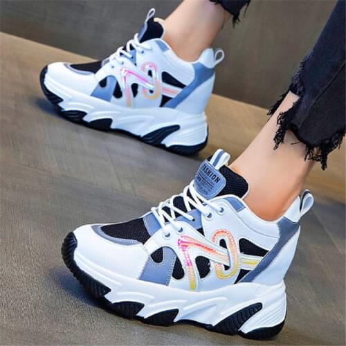 NAYIDUYUN Women's Hidden Platform Shoes