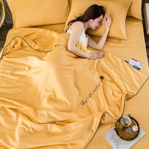 New 4PCS Set 100% Silk Bed Linens Air Condition Quilts Duvet Washed Cotton Throw Blankets Summer Solid Bedding Summer Comforter