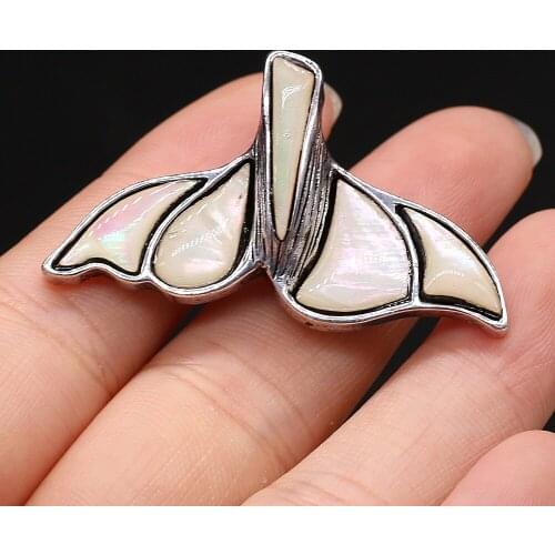 Fine Natural Shell Brooches Whale Tail Shape Alloy Pins for Girls Favorite Party Weddings Costume Accessories 45x25mm