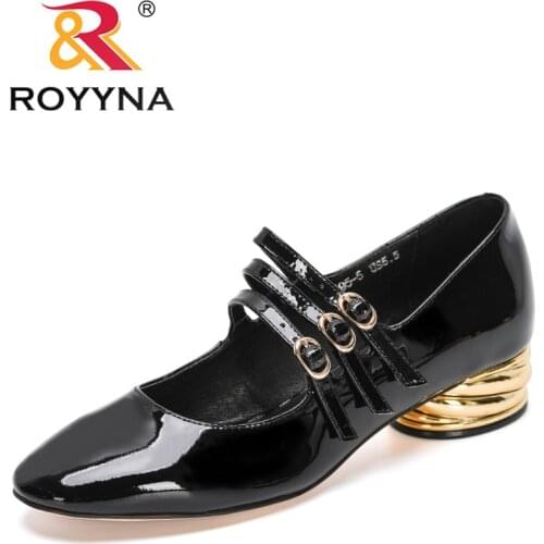 ROYYNA 2021 New Designers Classics Pumps Women High Quality Handmade Sheepskin Round Toe Metal Heels Office Shallow Shoes Ladies