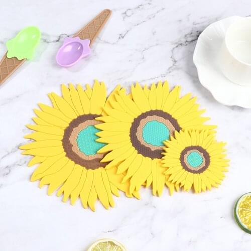 Silcone Sunflower Pan Pot Holders Heat Resistant Non Slip Cups Hot Dish Trivet