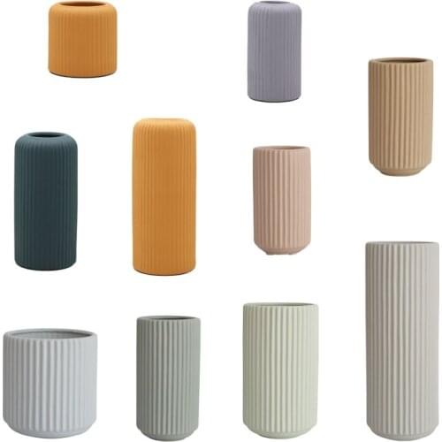 Ceramic Vase Perfect for Flowers Plants and Modern Home Décor for Home Office Desk Decoration, Dinner Parties, Holidays