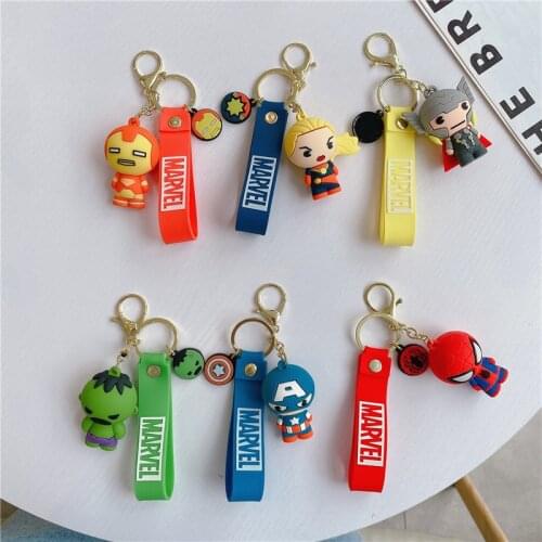 Disney Marvel Hero Keychain Cartoon Avengers Epoxy Doll Keyring Pendant Spider-Man Couple Bag Key Chain Decoration Gift