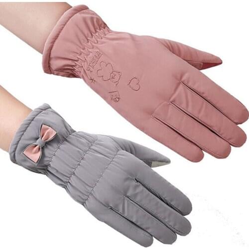 New Female Winter Outdoor Sports Warm Windproof Cartoon Bear Touch Screen Gloves Fashion Women Bow Tie Plush Gloves Mittens 17