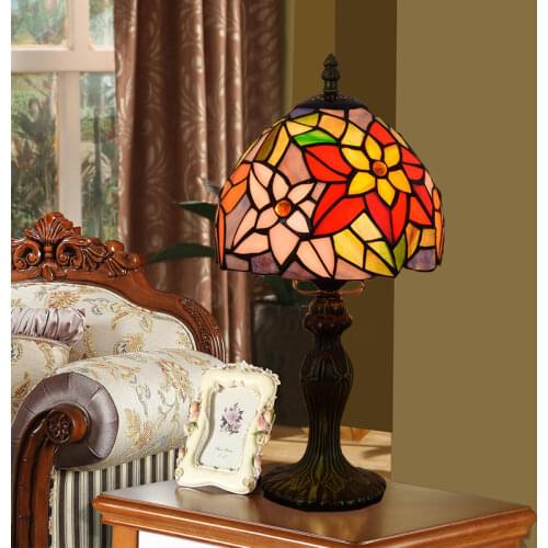 American Pastoral Creative Tiffany Colored Glass Living Room Dining Room Bedroom Bedside Table Lamp