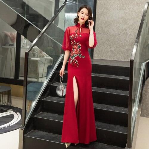 Red Embroidery Chinese Wedding Dress Bride Cheongsam Qipao Long Party Dresses Evening Oriental Costumes Spring New Year Costume