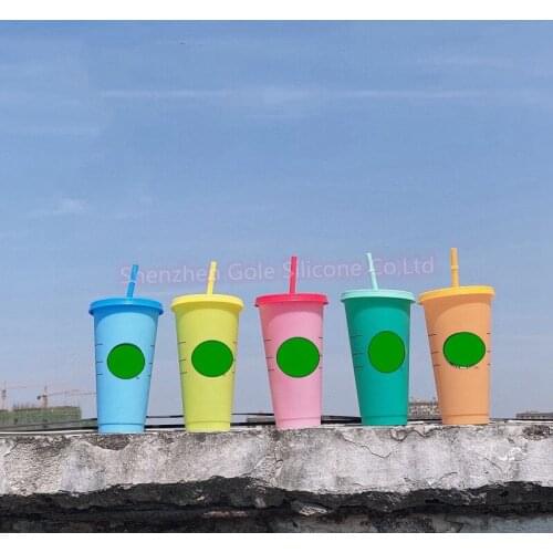 For Dropshipper Wholesale Friend 710ml/24oz Straw Cup With Logo With Lid Reusable Cups Plastic Tumbler Cold Coffee Mug