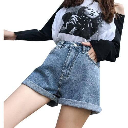 CNMR Women's Short Shorts