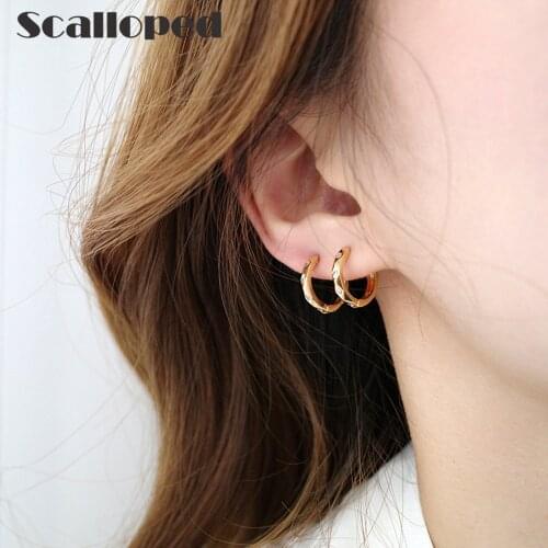 SCALLOPED Korean Trendy Hoop Earrings 2020 New Minimalist Metal Gold Color Circle Earrings For Women Statement Jewelry