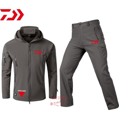2021 Daiwa Fishing Clothing Men Autumn Winter Outdoor WaterProof Jacket Hiking Hunting Clothes For Pants Men Hooded Fishing Set