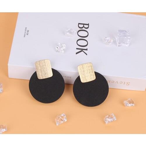 YD&YDBZ Luxurious Golden Metal Pendant Earrings For Women Boho Style Big Foam Statement Earring Vintage Night Party Jewelry Gift