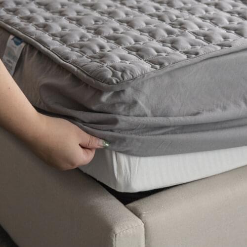 Cotton Quilted Mattress Protector Soft Anti-mite Mattress Topper Hypoallergenic Air-Permeable Bed Cover Washable Embossed Pad