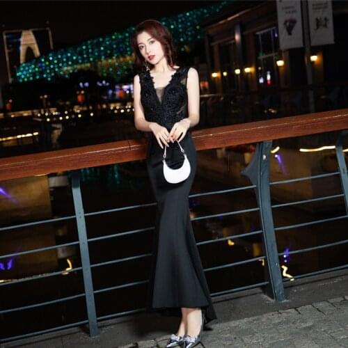 Black Embroidery V-Neck Evening Dress Sleeveless Pleat Mermaid Elegant Floor-length Plus size Women Formal Party Dresses C1218