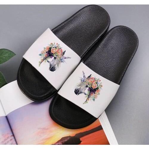 Horse wearing a wreath Cute Slippers Casual slippers Lady New Summer Soft Flip Flops Women Home slippers Cartoon Slippers