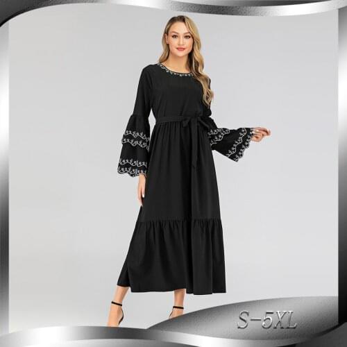 Dubai Ball Abayas Slim Abaya Middle East Muslim Fashion Petals Sleeve Dress Long Sleeve Embroidered Slim Muslim Fashion Women