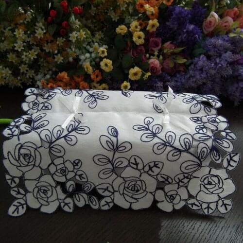 Blue rose High-end luxury embroidery cloth art European style Paper towel set Tissue Boxes