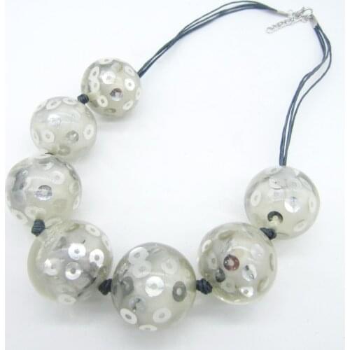 Trendy Shiny Discs Fabric Wrapped Large Round Resin Beads Fashoin Beaded Necklace