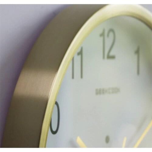 OIMG Clock