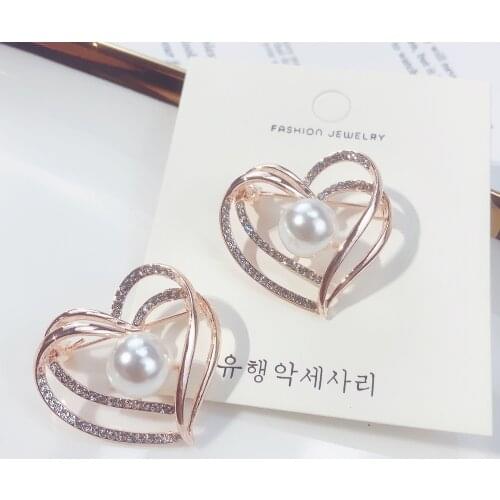 High-end new fashion suit brooch men and women alloy love pearl brooch heart-shaped rhinestone jewelry