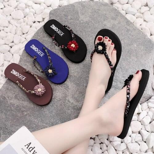 Flip flop womens summer fashion rubber slippers wear beach shoes antiskid clip foot flower Korean style slope heel