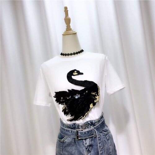 Swan Embroidery Women White T-Shirts Summer New Design 2021 O-Neck Short-Sleeved Slim Elegant Female Pulls Tops Tees