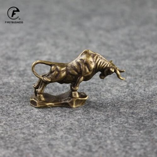 Retro Copper Animal Home Decor Brass Wall Street Bull Sculpture Animal Statue Miniature Figurine Office Desk Home Decoration