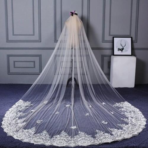 Luxury One Layer 4 Meters Bling Appliqued Flowers Cathedral Long Lace Wedding Veil Ivory Bridal Veil Longs voiles de mariage