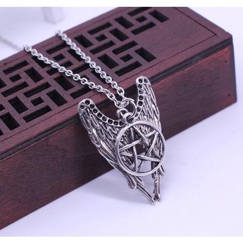 Retro Punk Wings of Angels Round Pentagram Pendant Trend Men Women Gothic Silver Color Necklace Motorcycle Party Jewelry
