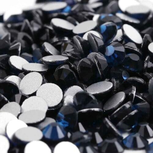 Montana 3D Nail Art Rhinestones ss3 ss4 ss5 ss6 ss8 ss10 ss12 ss16 ss20 ss30 ss34 Crystal Nails Non Hot Fix Decorations