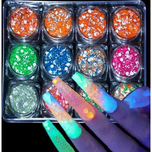 12Pcs/Bottle Nail Grey Reflective Powder Refraction Glow In The Dark Glitter Shiny Chrome Pigment Reflected Chunky Mix Glitter