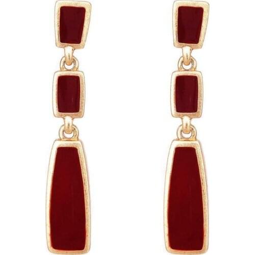 Red Retro French Earrings Generous Korean Temperament Personality Niche Design Fashion New Womens Earrings Wholesale