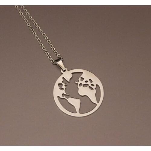 1pc Globe World Map Choker Necklace Stainless Steel Necklace Earth Pendants Necklaces Women Men Kids Fashion Minimalist Jewelry