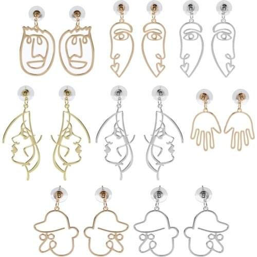 Hollow Face Abstract Hand Shape Gold Statement Fashion Jewelry,2020