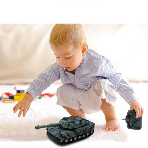 Four-Way Remote Control Tank Simulation Military Model Wireless Electric Remote Control Car Light Music Tank Childrens Toy Gft