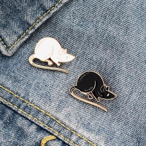 Cut cartoon Black and white mouse brooch Creative brooch pin badge enamel backpack lapel pin hat jewelry gift for friends