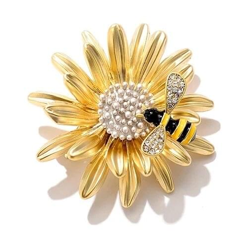 Creative Daisy Bee Honey Brooch Simple Flower Jacket Dress Corsage High-end Brooches Gift