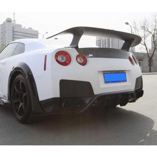It is suitable for factory direct sale of high foot fixed wing with modified lightweight carbon fiber tail of Nissan gtrr35