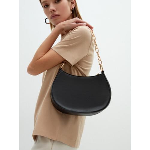 ZARINA Totes With Short Handles