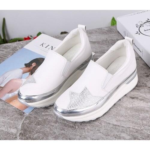 Comemore Comfort Creepers Bling Loafers Silver Platform Shoes Woman Slip on Swing Women Flats Lazy Women Shoes Zapatos De Mujer