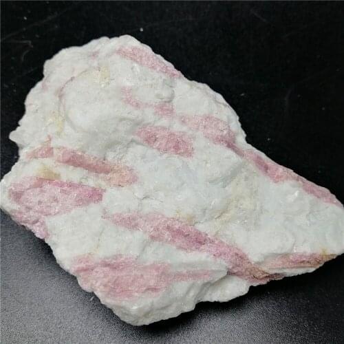 40-180g Natural red tourmaline rough stone rubellite stones crystal specimens for collection