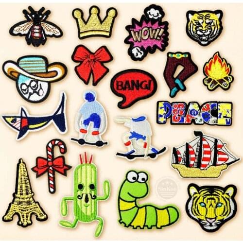 Tiger Worm Crown Tower BANG WOW Embroidered Patch Applique Cute Patches Fabric Badge Garment DIY Apparel Accessories Badges