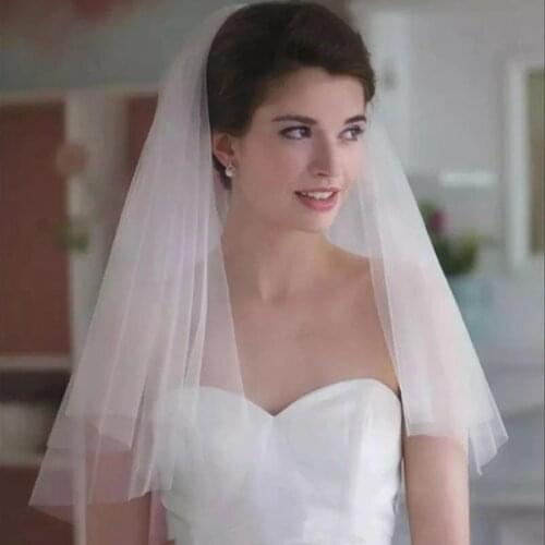 2 Layers Cheap Simple Tulle Short Bridal Veils White Ivory Matched for Wedding Dresses in Stock Bride Accessories