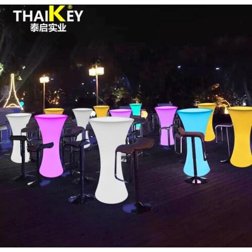 2020 Newest Rechargeable LED illuminated cocktail table Creative Lightingh Furniture disco bar nightclub supples