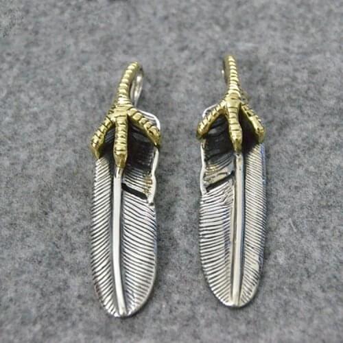 Takahashi Kagura Goros Hand Point Golden Eagle Claw Pendant Retro Influx Of People Couple Pendant Men And Women Accessories