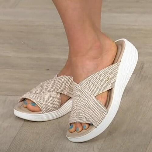 Slippers Women Casual Shoes Platform Sandals Female Slides Solid Comfort Flats Plus Size Cross Summer 2021 Beach Ladies Slippers