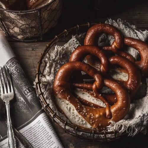 Vintage Style Metal Wrought Iron Storage Basket Nordic Style Fruit Baking Bread Snack Basket