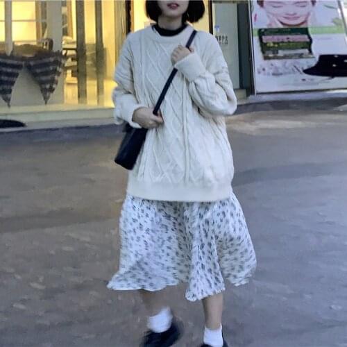 2021 Autumn Floral Korean Style Gentle Hepburn Style Fried Street Salty Sweet Age-reducing Skirt Winter