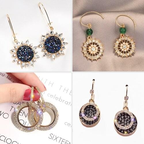 New Round Earrings with Diamond Pendant Earrings sunflower Pendant Earrings long geometric Earrings womens jewelry gift