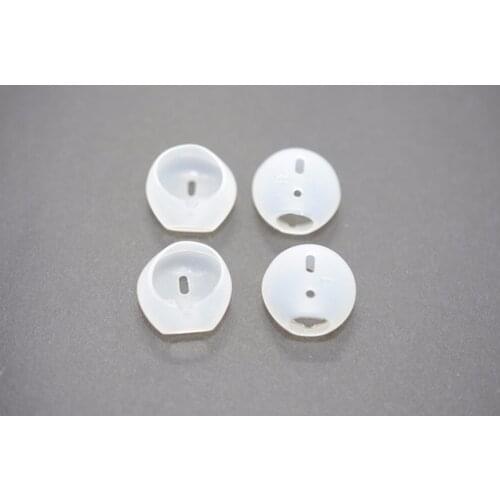 2 Pairs Anti-slip Soft Silicone Replacement Eartips Earbud Ear Tips Buds for Apple iPhone 7 / 7 Plus Earphones